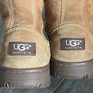 UGG Brown Suede Boots